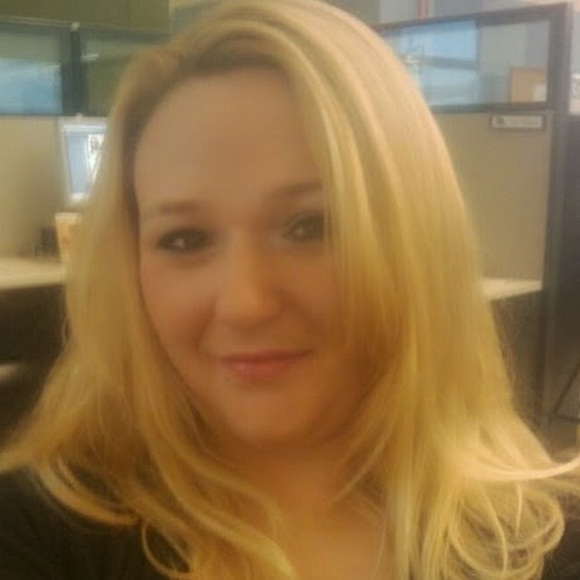 Meet your Posher, Kendra - Picture 1 of 1